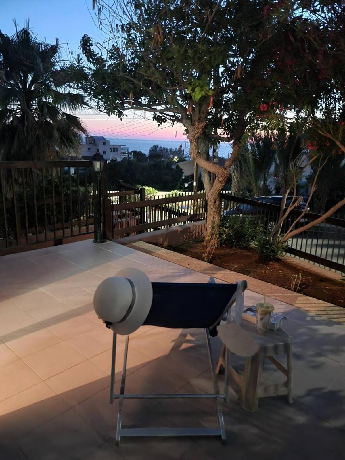 Serena Vacation Home ポモス エクステリア 写真