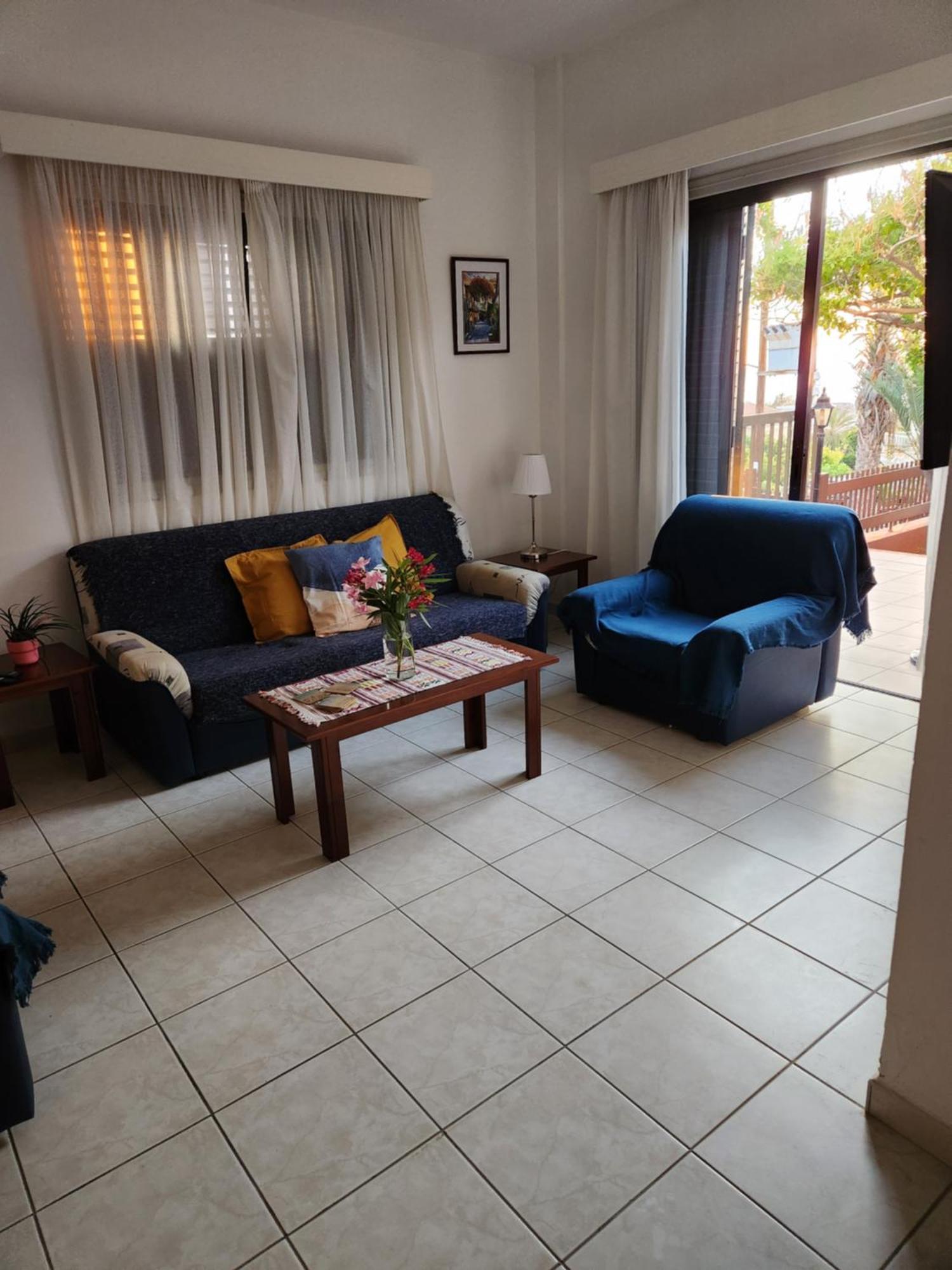 Serena Vacation Home ポモス エクステリア 写真